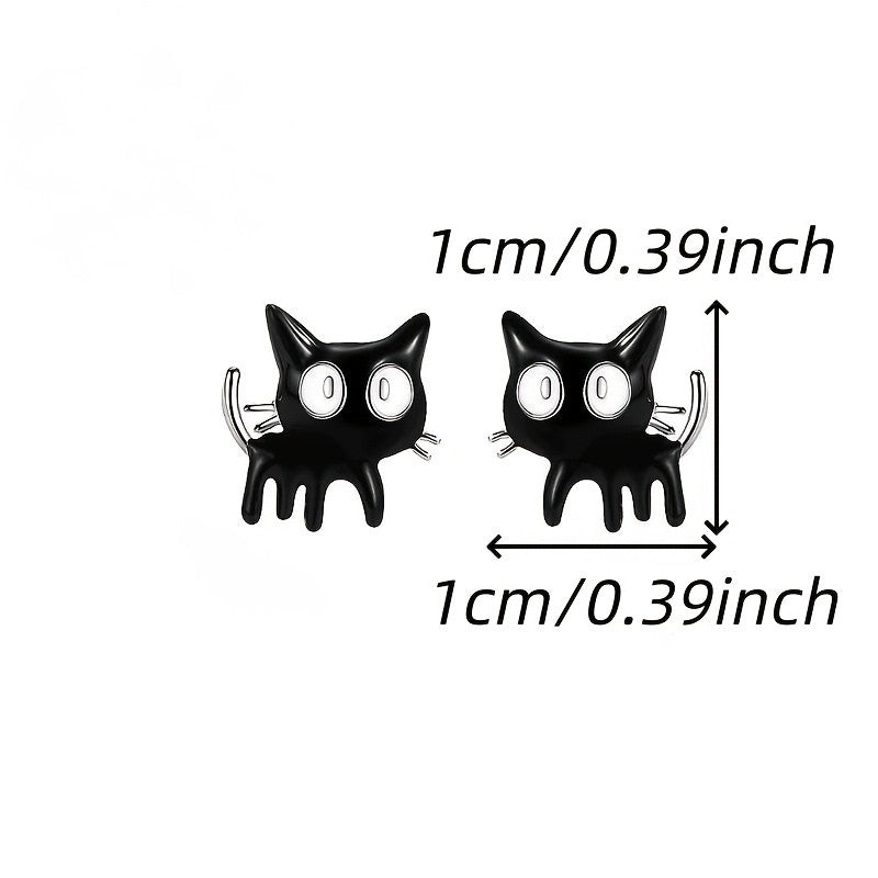 Wide-Eyed Cat Stud Earrings