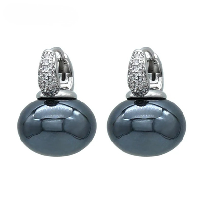 Round Pan Large Pearl Earrings
