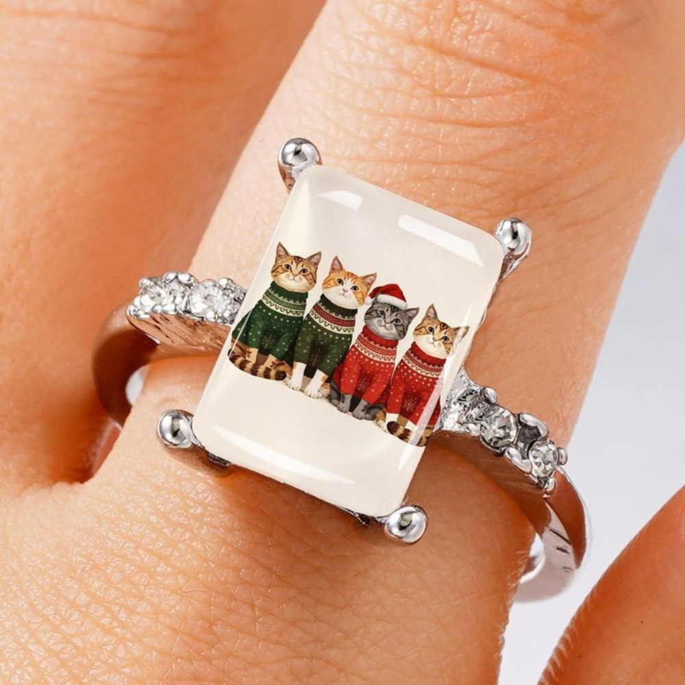 Four Christmas Cats Ring