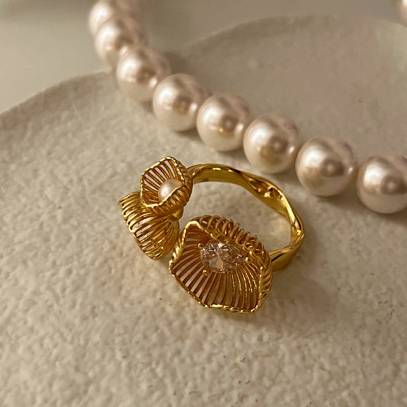 Gold Pearl Wing Couple Ring