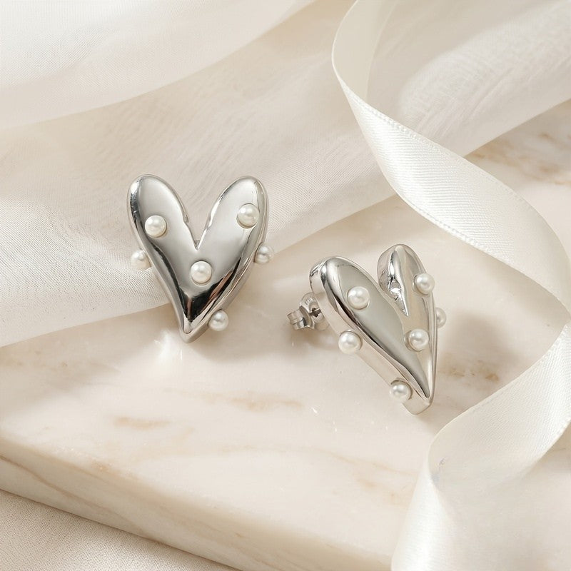 Pearl Heart Stud Earrings