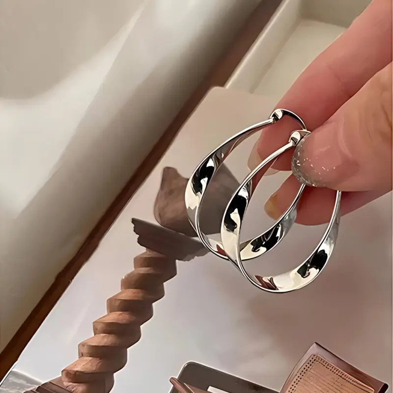 Mobius Twist Hoop Earrings