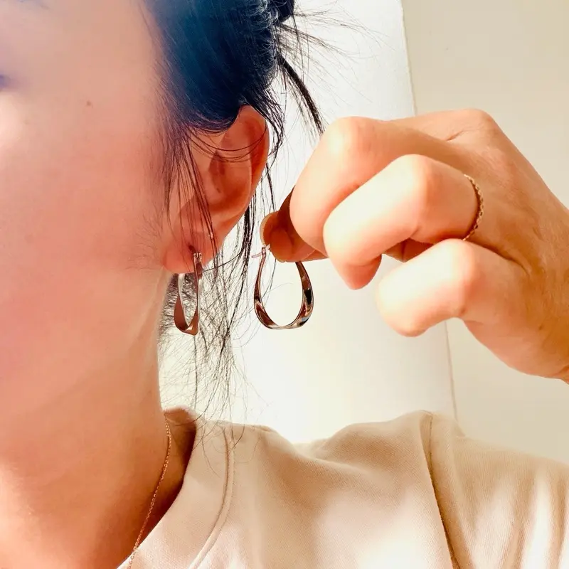 Mobius Twist Hoop Earrings