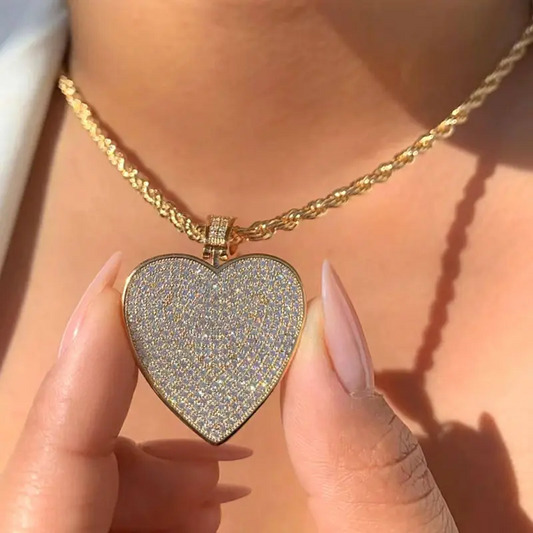 Zirconia Heart Pendant Necklace