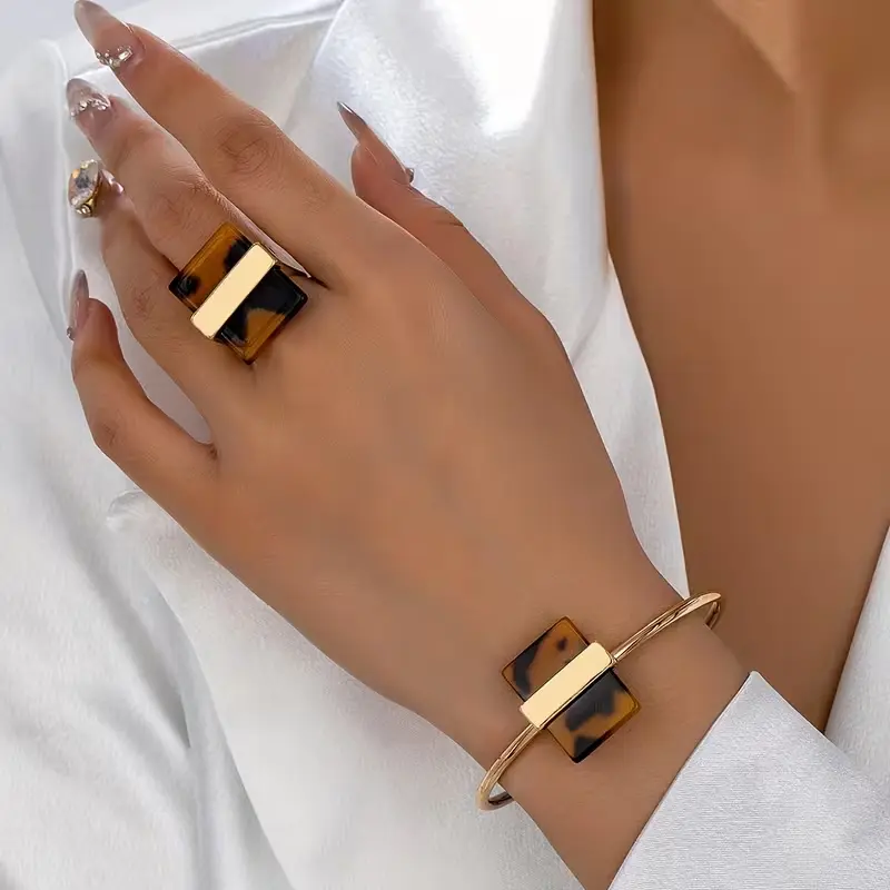Leopard Print Bracelet & Ring Set