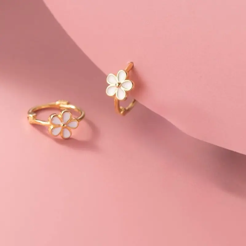 Daisy Flower Hoop Earrings