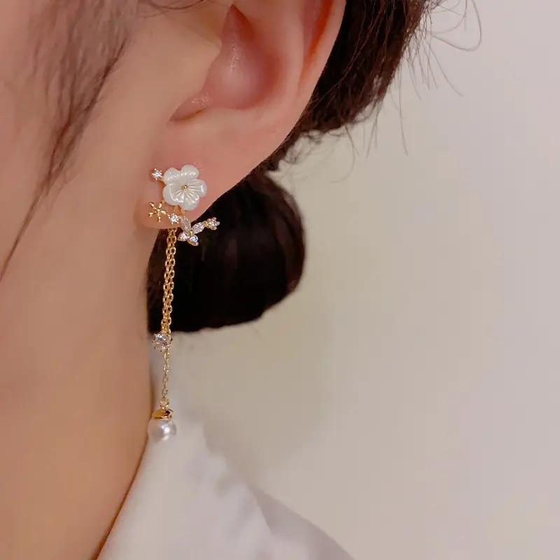 Pearl Flower Tassel Earrings