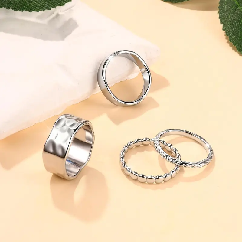 4pc Stackable Ring Set