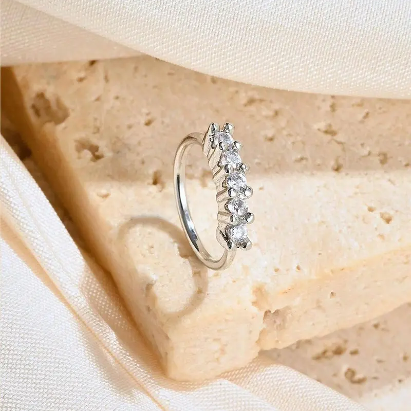Zircon Nose Ring