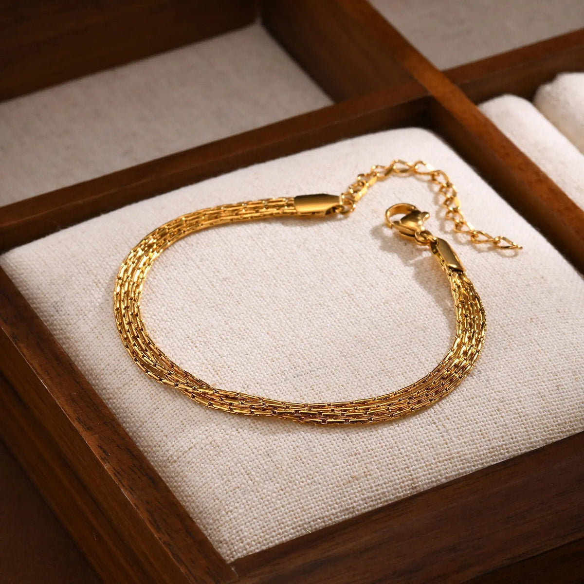 Think Link Multilayer Bracelet