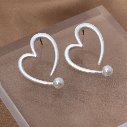 Open Heart Wire Pearl Stud Earrings