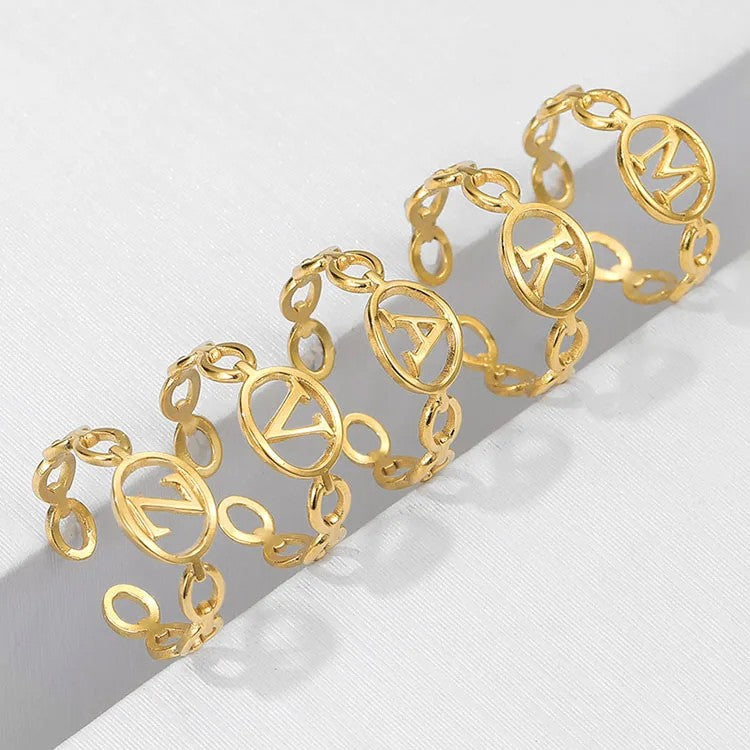 Initial Oval Link Ring
