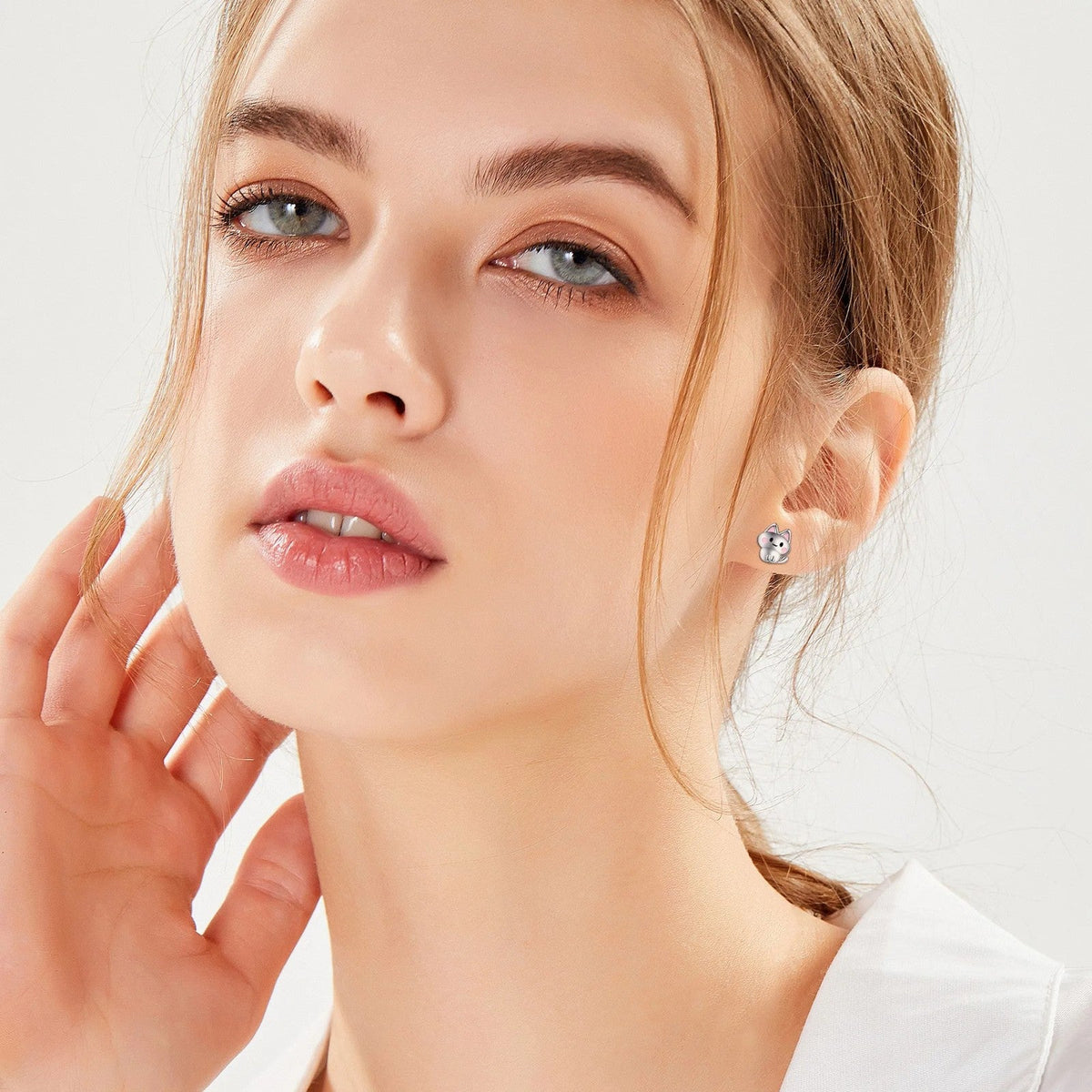 Blush Cheek Cat Stud Earrings