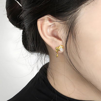 Molten Heart Zircon Stud Earrings