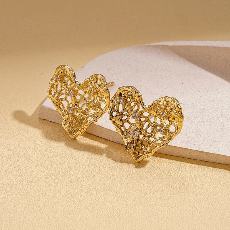 Zircon Heart Mesh Stud Earrings