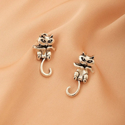Curved Tail Cat Stud Earrings