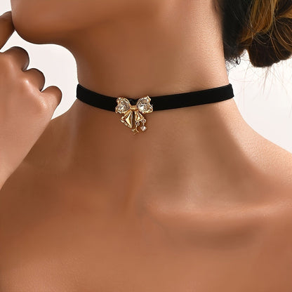 Twisted Bow Velvet Choker